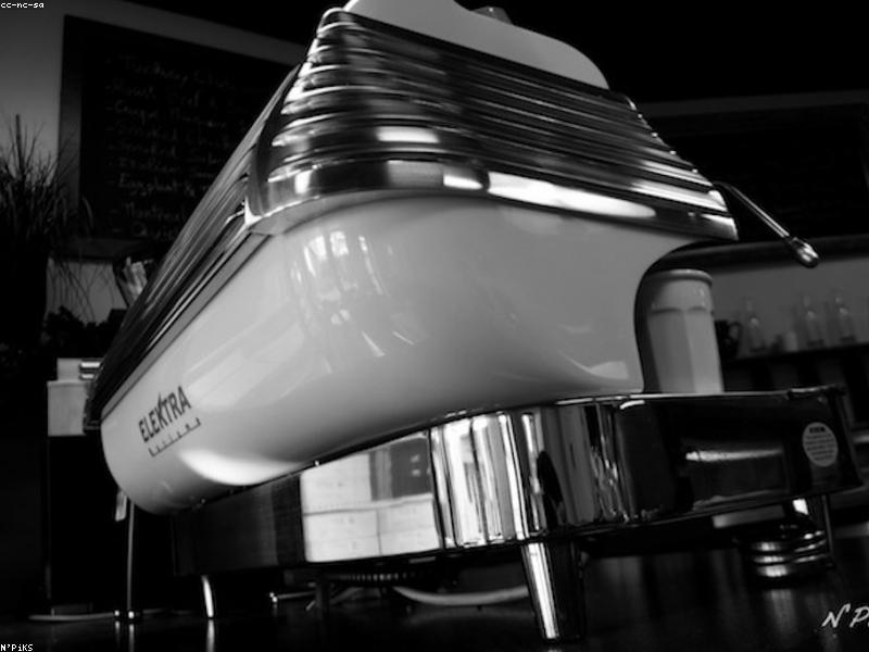 Lịch sử máy pha cà phê Espresso